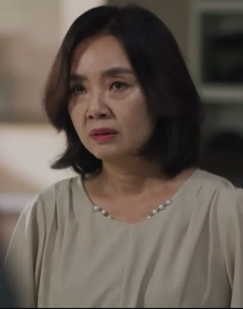 탐정들의영업비밀 127회 재연배우 - 장모 역 (프로필 미공개)